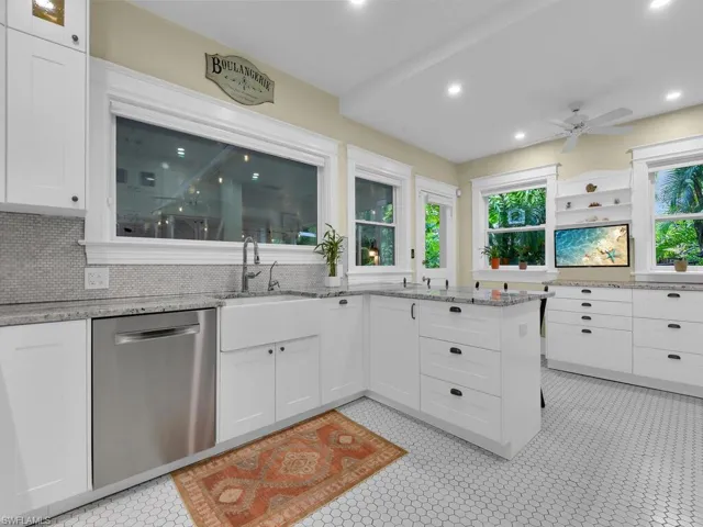 2747  Providence  ST, Fort Myers, FL 33916