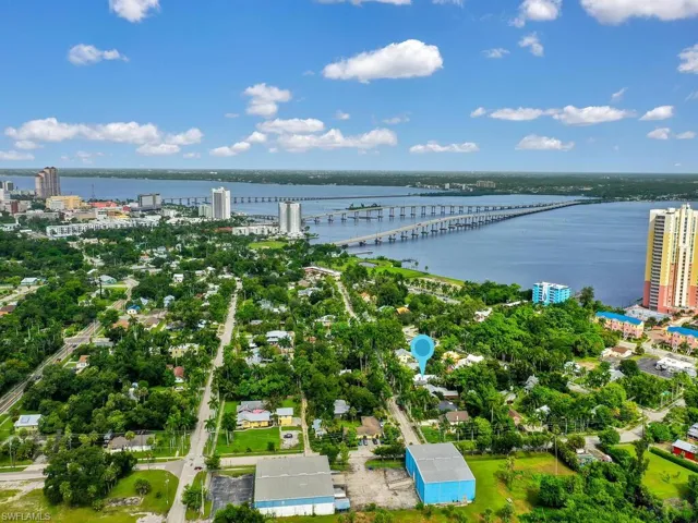 2747  Providence  ST, Fort Myers, FL 33916