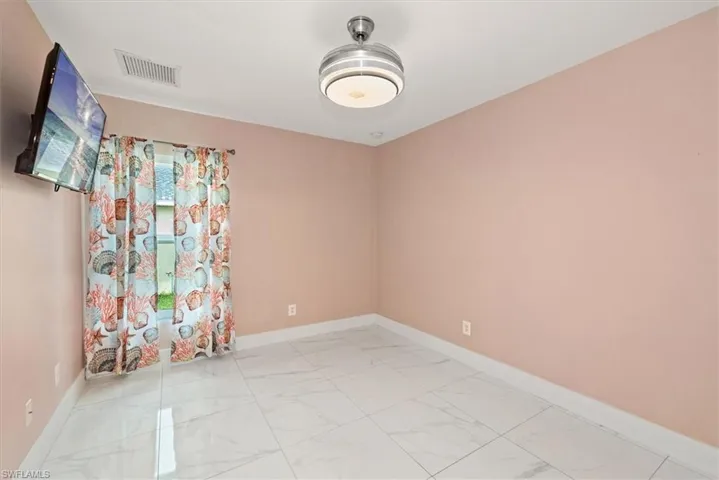 1619 13th Ter, Cape Coral, Florida 33991