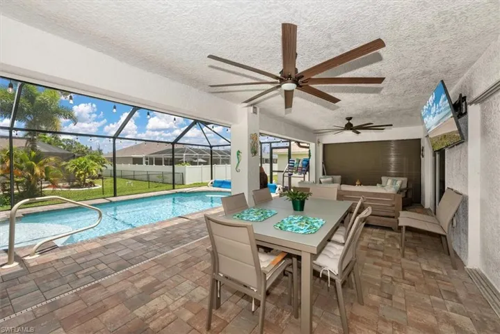1619 13th Ter, Cape Coral, Florida 33991