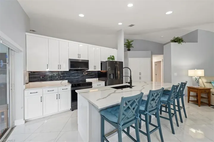 1619 13th Ter, Cape Coral, Florida 33991