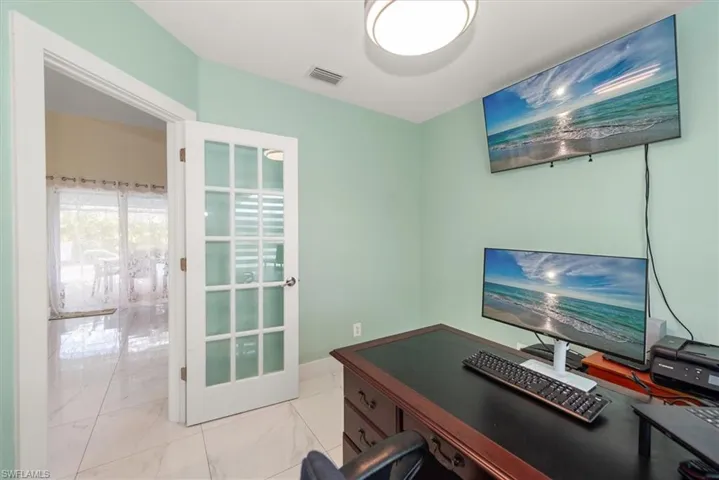 1619 13th Ter, Cape Coral, Florida 33991