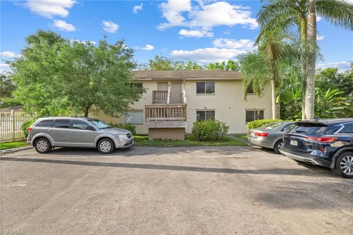 5406 16th Pl Sw E4, Naples, Florida 34116