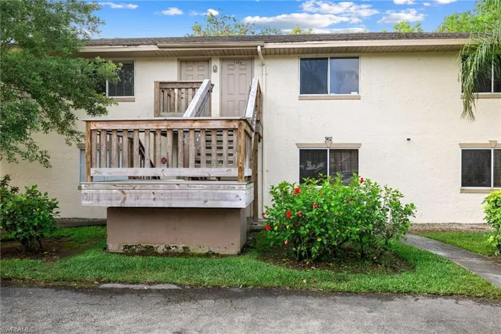 5406 16th Pl Sw E4, Naples, Florida 34116