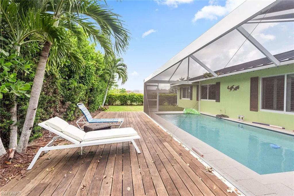 140 Landmark ST, Marco Island, FL 34145,224066217
