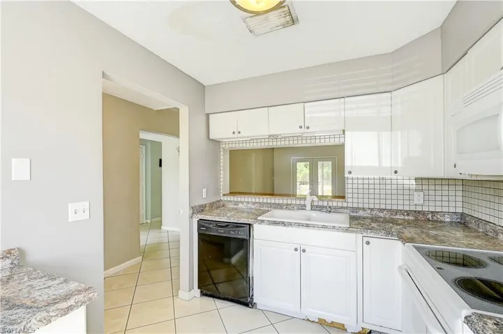 17524 Dumont Dr, Fort Myers, Florida 33967