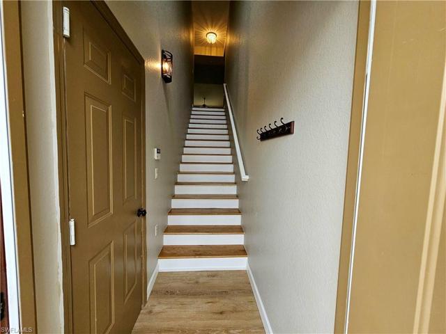 Entrance Stair Case