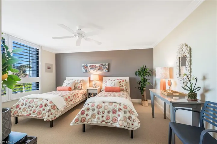 The attractive guest room is located in a quiet private part of the home.