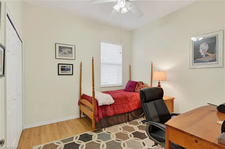 Guest bedroom 1-twin size bed