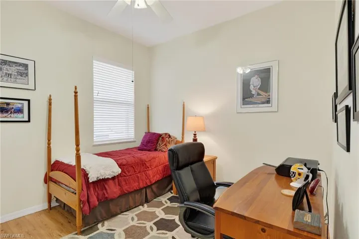 Guest bedroom 1-twin size bed