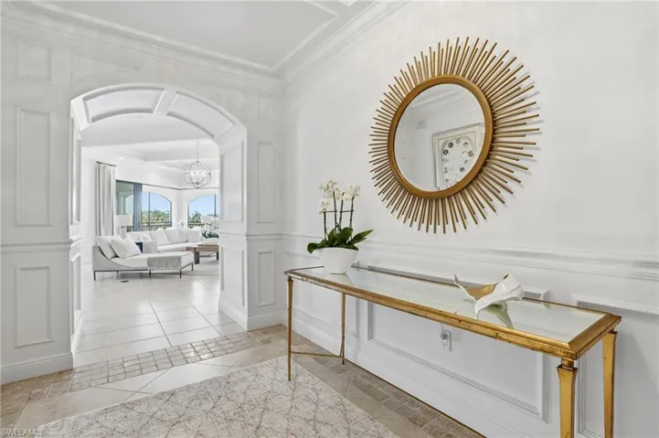 2543 Marquesa Royale Ln #4-302, Naples, Florida 34109