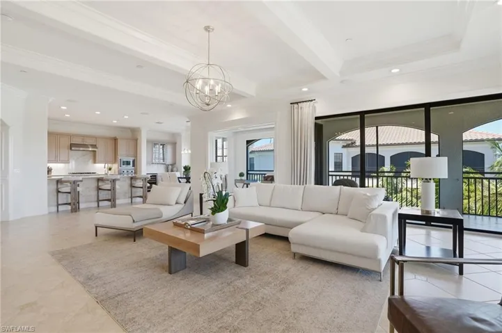 2543 Marquesa Royale Ln #4-302, Naples, Florida 34109