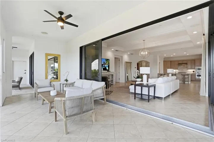 2543 Marquesa Royale Ln #4-302, Naples, Florida 34109