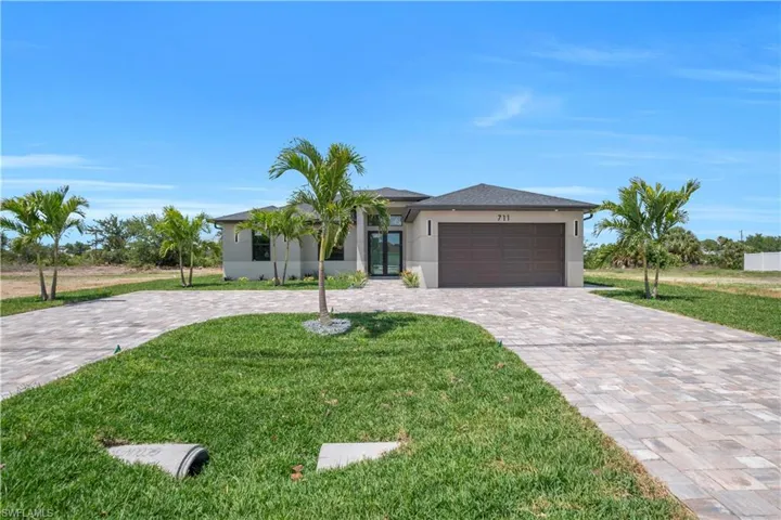 711  Gleason  PKWY, Cape Coral, FL 33914