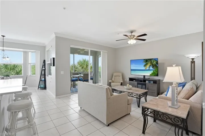 8600  Cedar Hammock  CIR, Naples, FL 34112