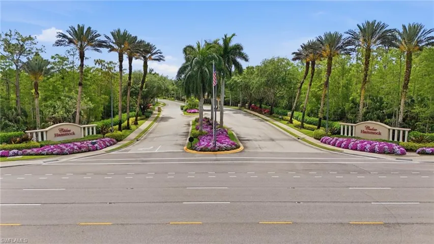 8600  Cedar Hammock  CIR, Naples, FL 34112