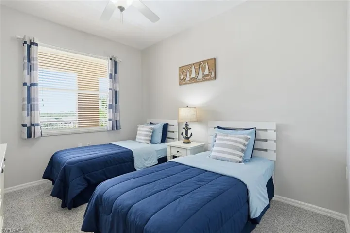 8600  Cedar Hammock  CIR, Naples, FL 34112