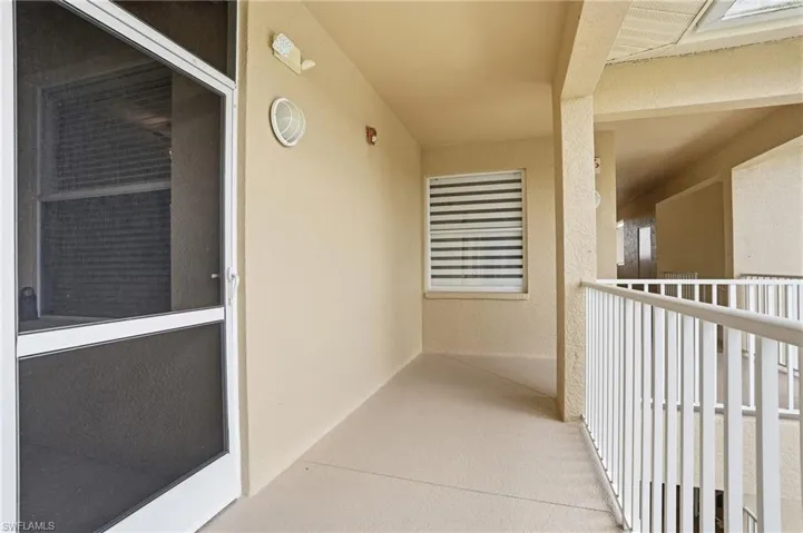 8600  Cedar Hammock  CIR, Naples, FL 34112