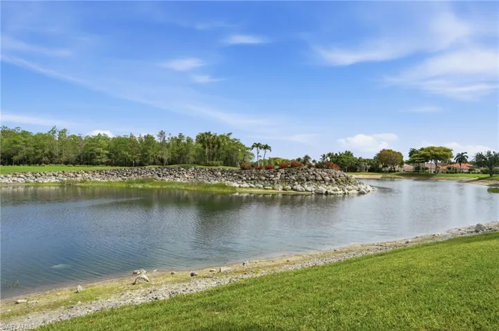 8600  Cedar Hammock  CIR, Naples, FL 34112