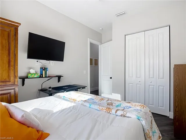 3900 Gulfstream Pkwy, Cape Coral, Florida 33993