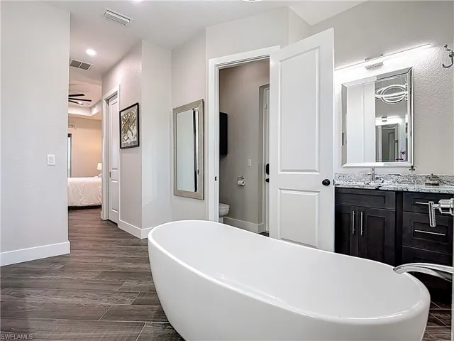 3900 Gulfstream Pkwy, Cape Coral, Florida 33993
