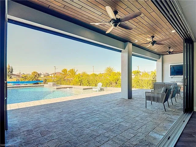 3900 Gulfstream Pkwy, Cape Coral, Florida 33993