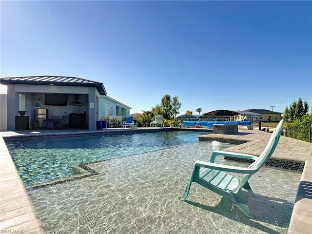 3900 Gulfstream Pkwy, Cape Coral, Florida 33993