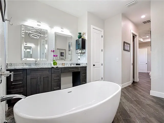 3900 Gulfstream Pkwy, Cape Coral, Florida 33993