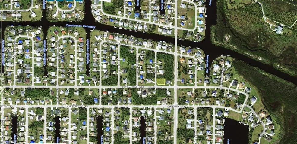 Aerial map of property and surrounding area