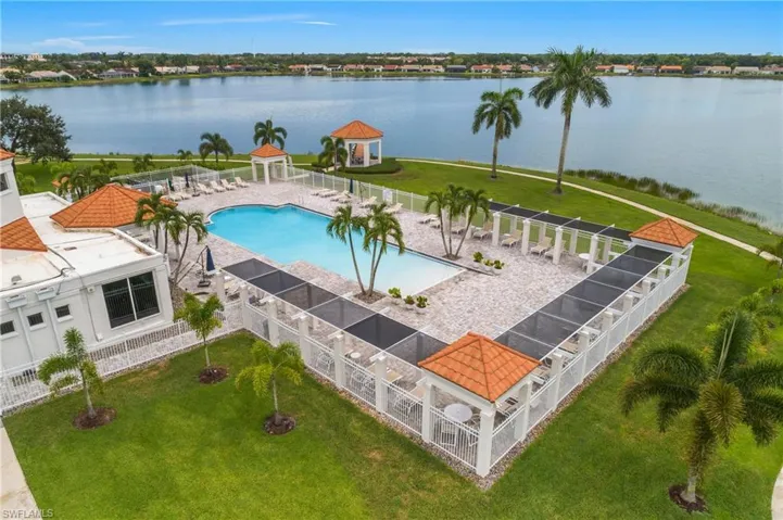 7725 Jewel Ln 201, Naples, Florida 34109