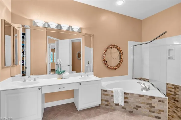 15108 Ports Of Iona Dr, Fort Myers, Florida 33908