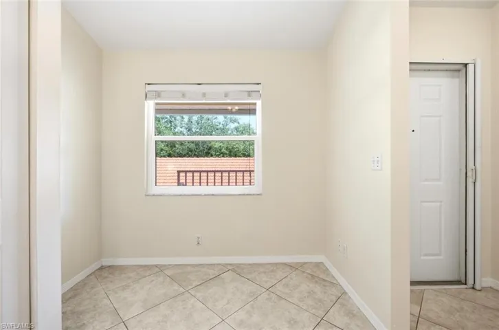 193 Robin Hood Cir 203, Naples, Florida 34104
