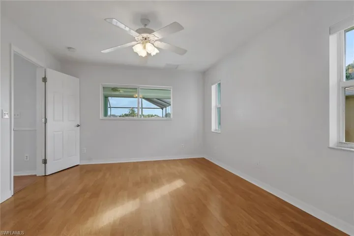 1697 Lakeside Ter, North Fort Myers, Florida 33903