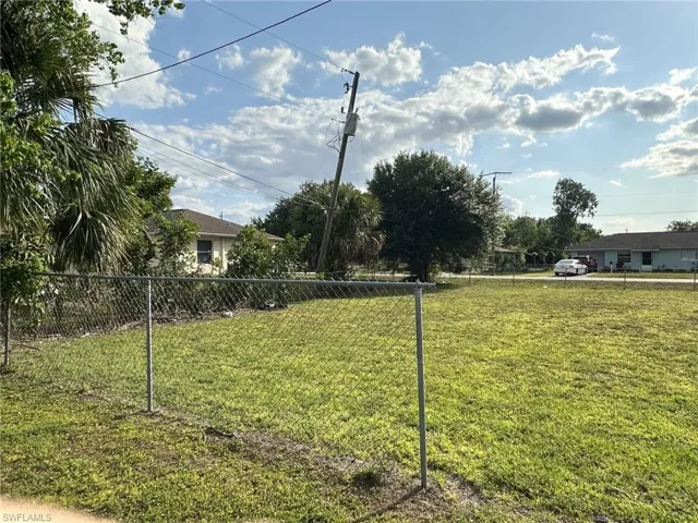 13207 2nd St, Fort Myers Fl 33905