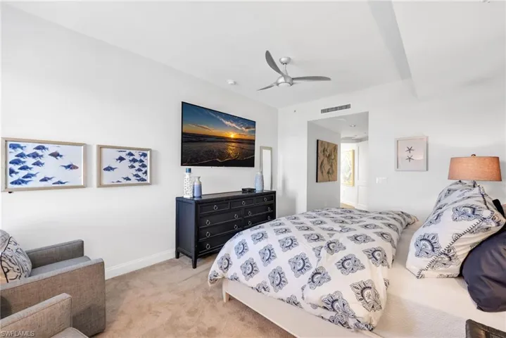 Guest Bedroom ensuite