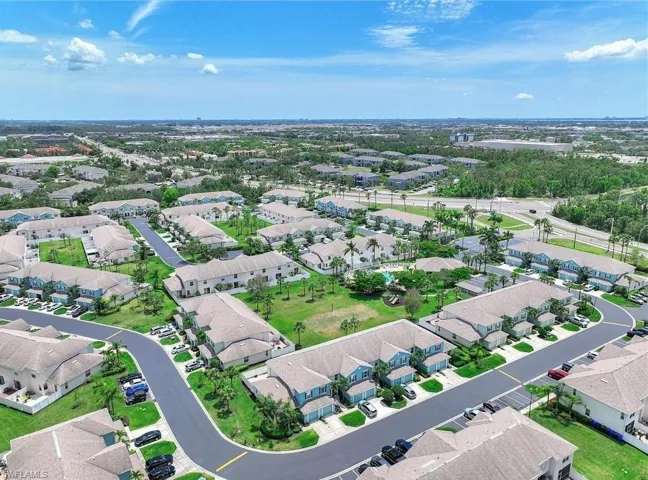 Aerial view of Forest Lake Townhomes