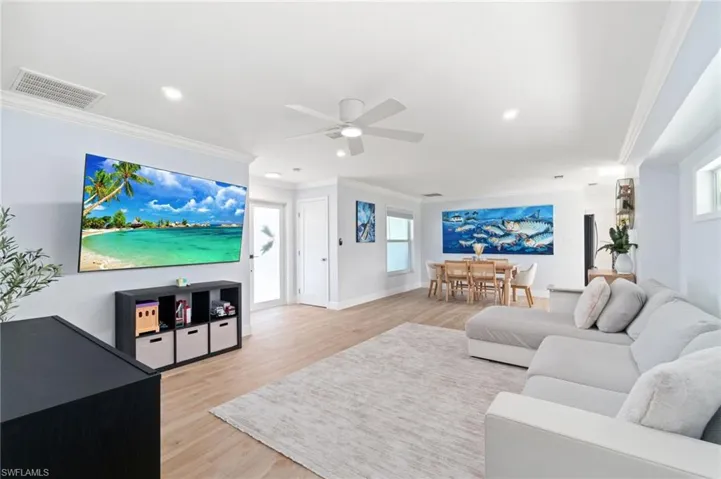 1034  El Rio  AVE, Fort Myers, FL 33919