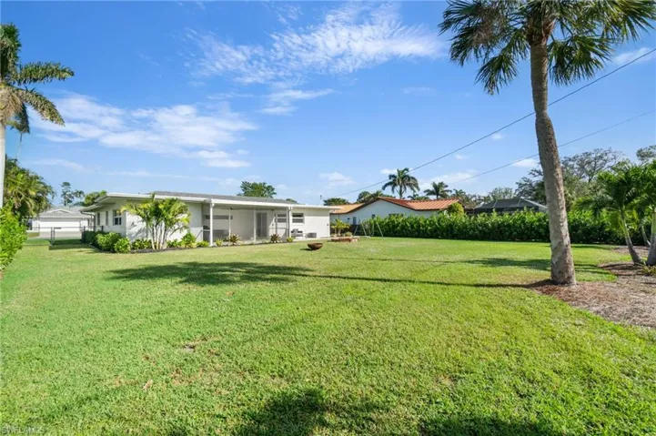 1034  El Rio  AVE, Fort Myers, FL 33919