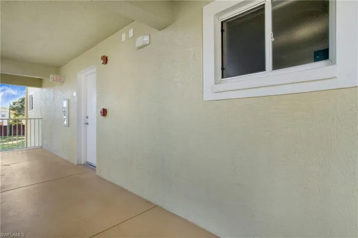 8271  Key Royal  CIR, Naples, FL 34119