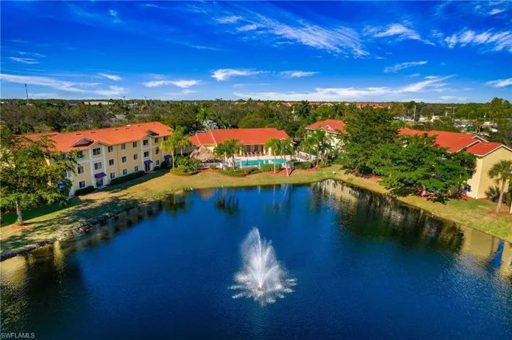 8271  Key Royal  CIR, Naples, FL 34119