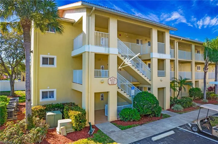 8271 Key Royal Cir 924, Naples, Florida 34119