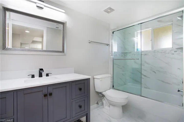 8271  Key Royal  CIR, Naples, FL 34119