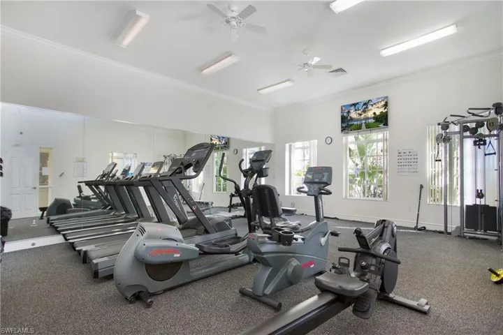 8271  Key Royal  CIR, Naples, FL 34119