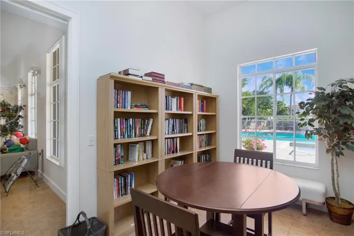 8271  Key Royal  CIR, Naples, FL 34119