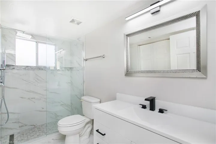 8271  Key Royal  CIR, Naples, FL 34119