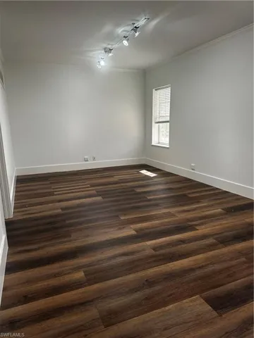 4707  Enterprise  AVE, Naples, FL 34104