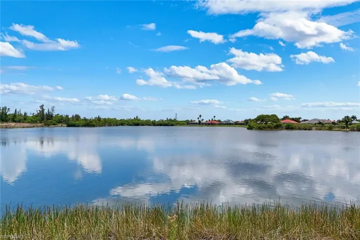 2623 Somerville Loop 508, Cape Coral, Florida 33991