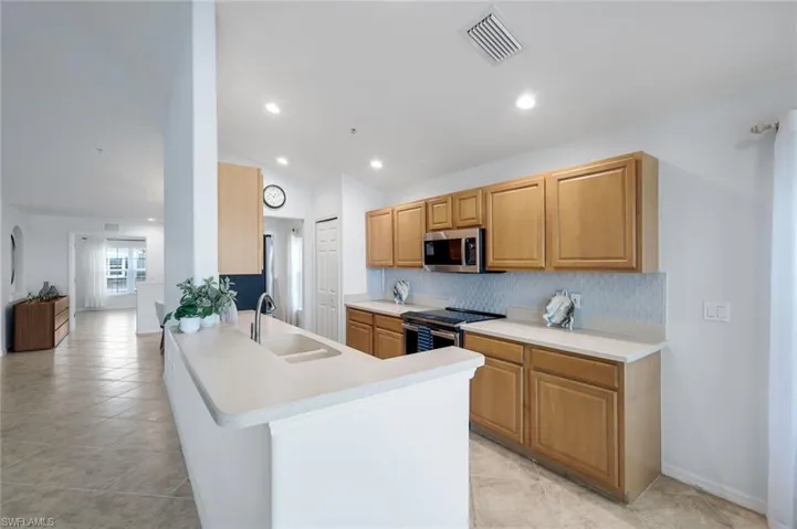 2623 Somerville Loop 508, Cape Coral, Florida 33991