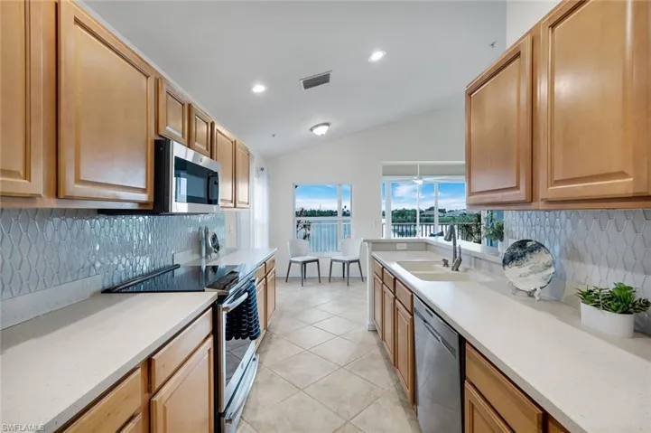 2623 Somerville Loop 508, Cape Coral, Florida 33991