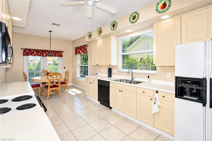 6820 Lone Oak Blvd, Naples, Florida 34109